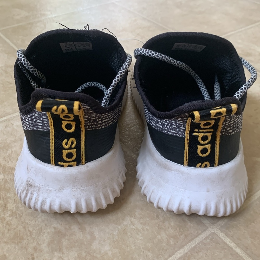 *SOLD!*Adidas Kaptir Big Boys 5 - Picture 3 of 5